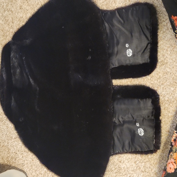 Vintage Fur Wrap - Picture 6 of 6